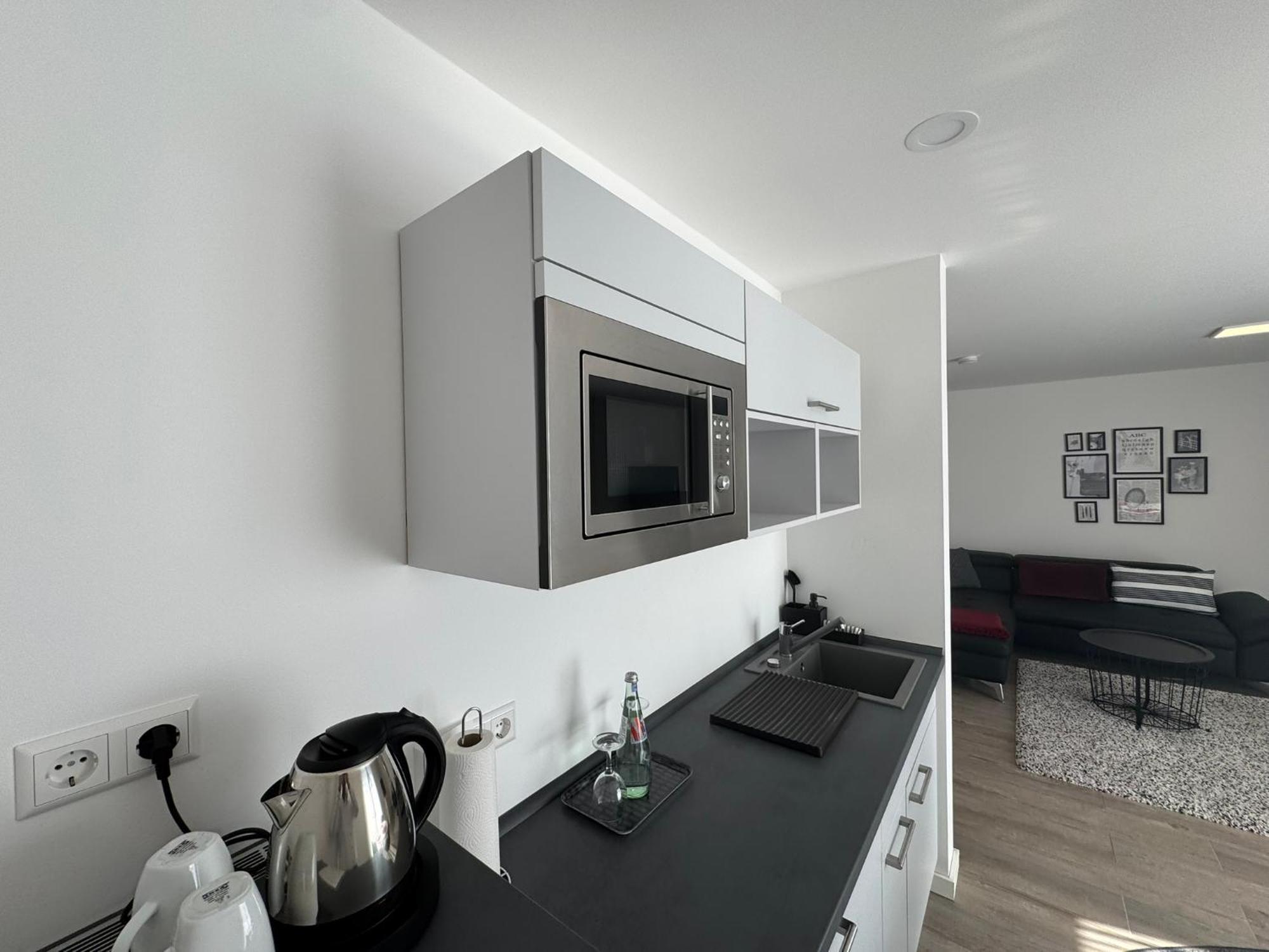 Hotel Barth Kaiserslautern Bagian luar foto