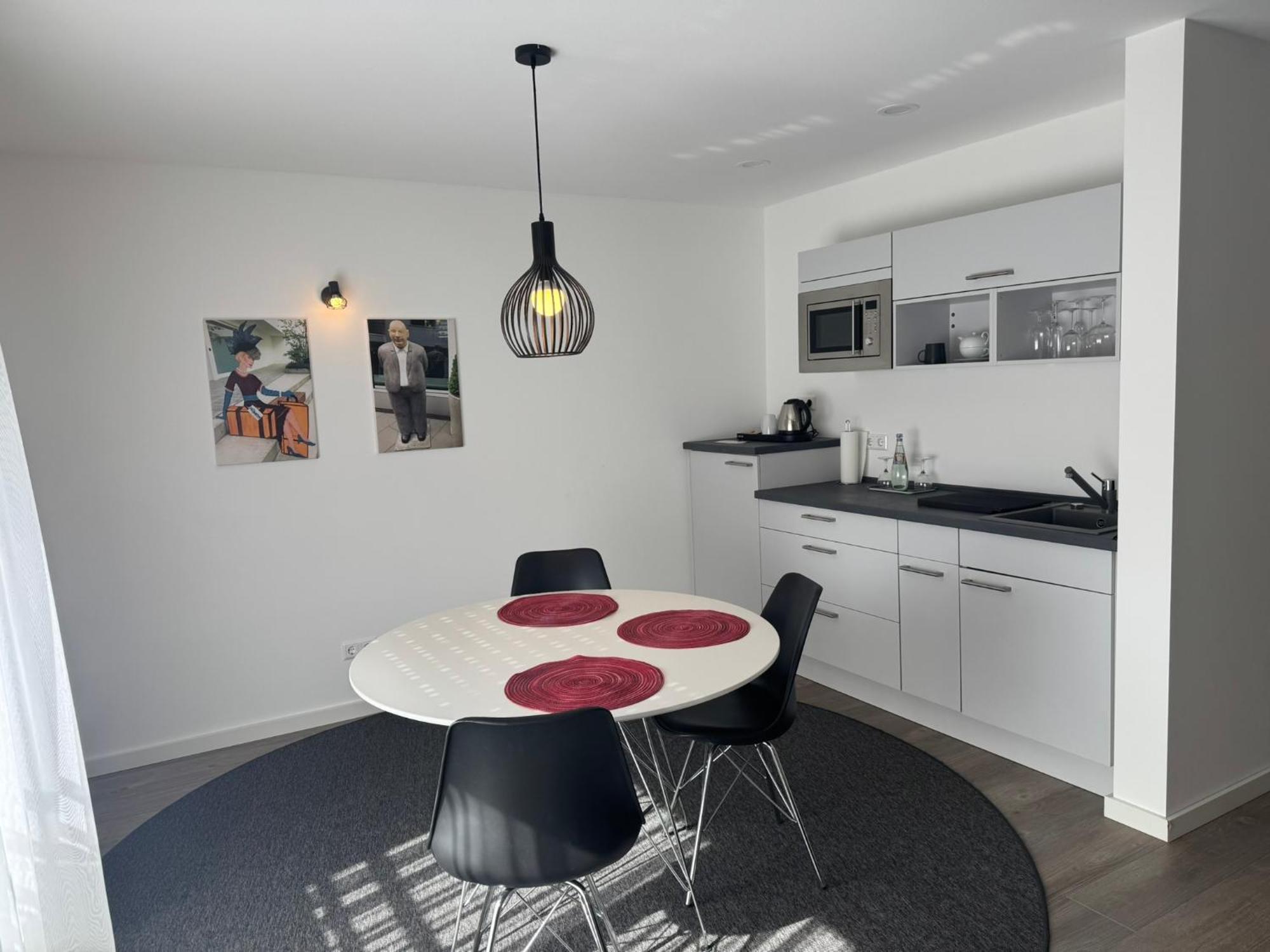 Hotel Barth Kaiserslautern Bagian luar foto