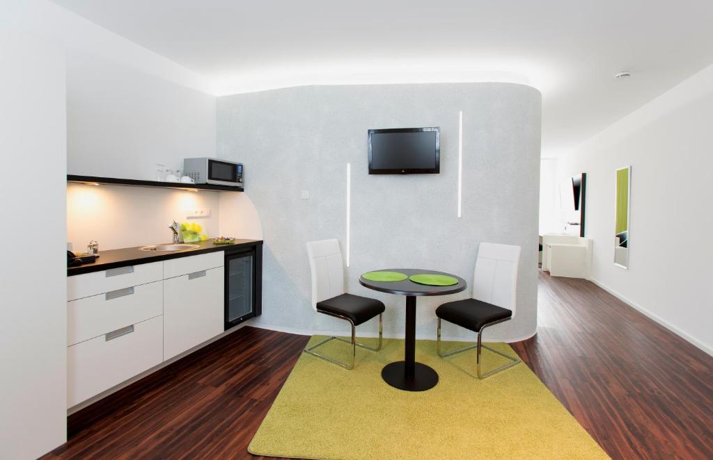 Hotel Barth Kaiserslautern Bagian luar foto