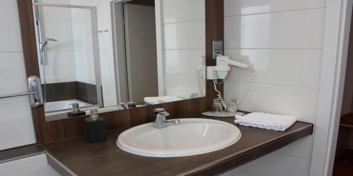 Hotel Barth Kaiserslautern Bagian luar foto
